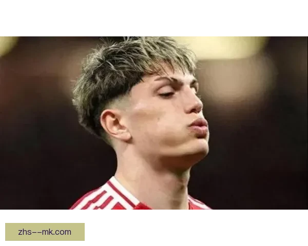 曼联正式宣布加纳乔荣膺俱乐部年度最佳新人称号